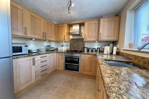 Kitchen- click for photo gallery